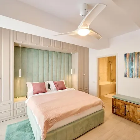 Aquarama View 2br Free Parking * Mamaia