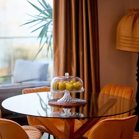 Aquarama View 2br Free Parking