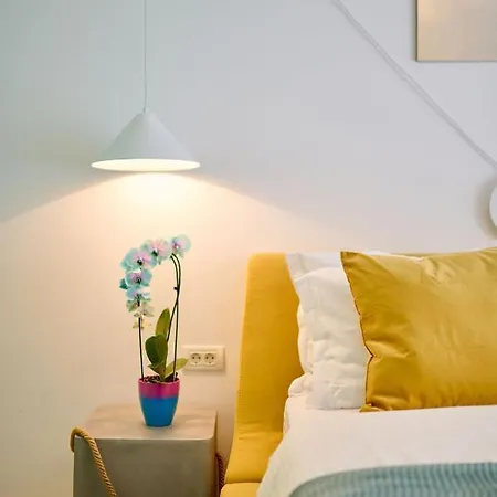 Aquarama View 2br Free Parking *