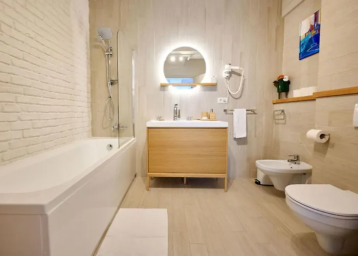 Aquarama View 2br Free Parking Apartament Mamaja