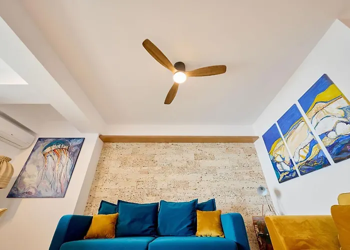 Aquarama View 2br Free Parking Apartament *