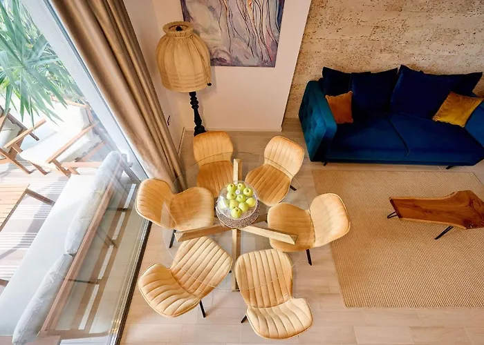 Aquarama View 2br Free Parking * Mamaja