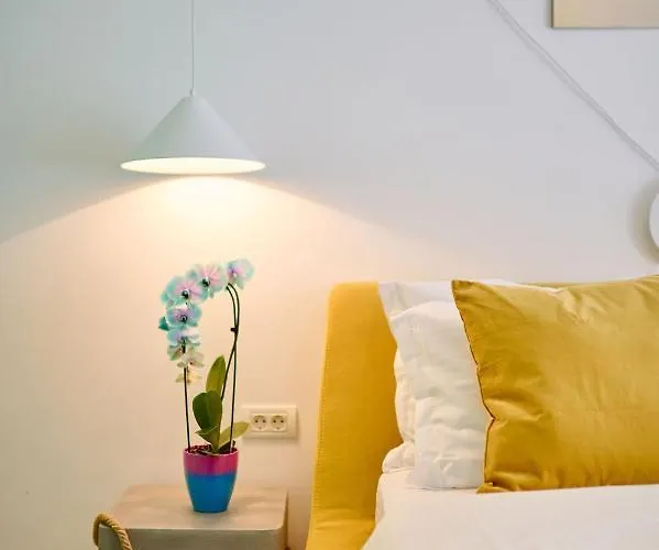 Aquarama View 2br Free Parking *